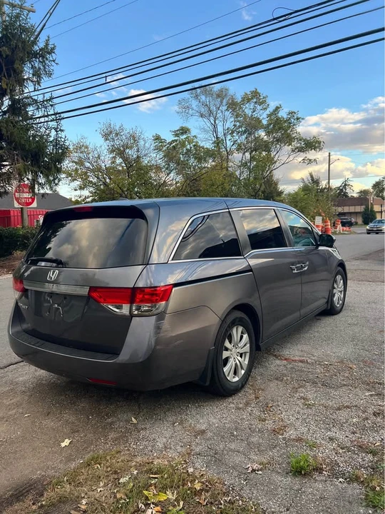 2016 Honda Odyssey - Image 3 of 10