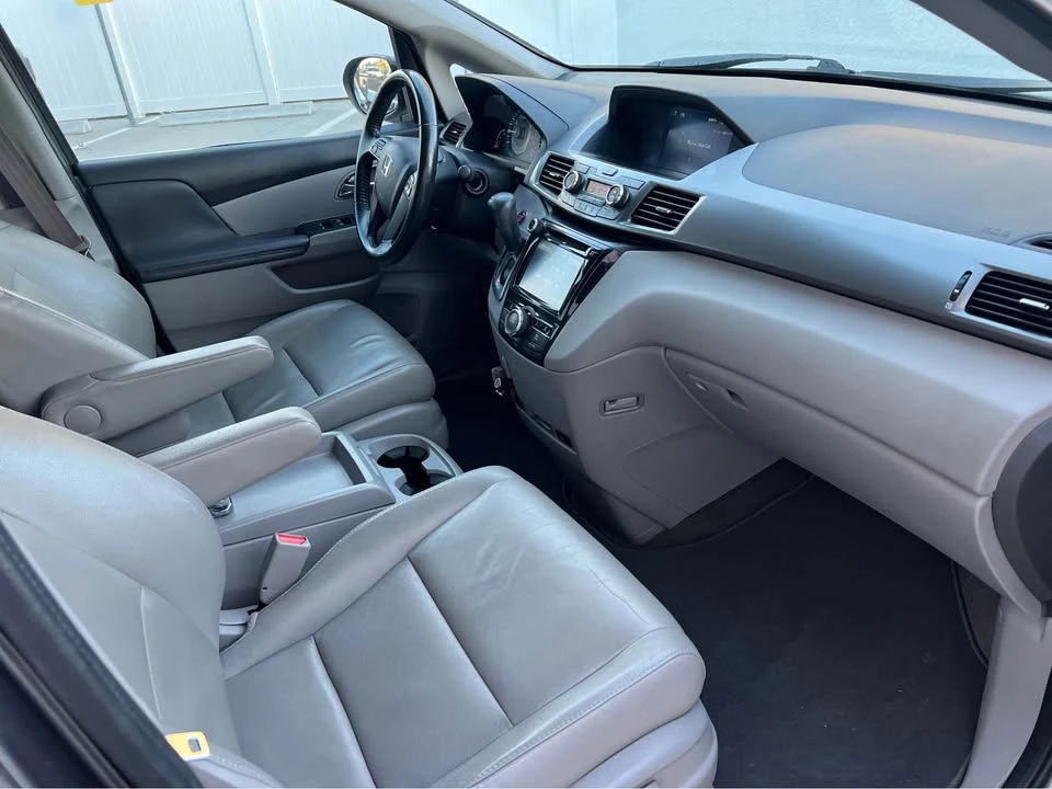 2016 Honda Odyssey - Image 16 of 20