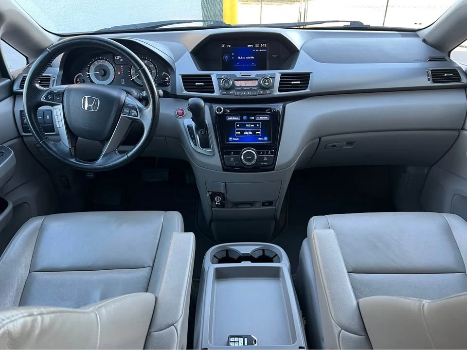 2016 Honda Odyssey - Image 17 of 20