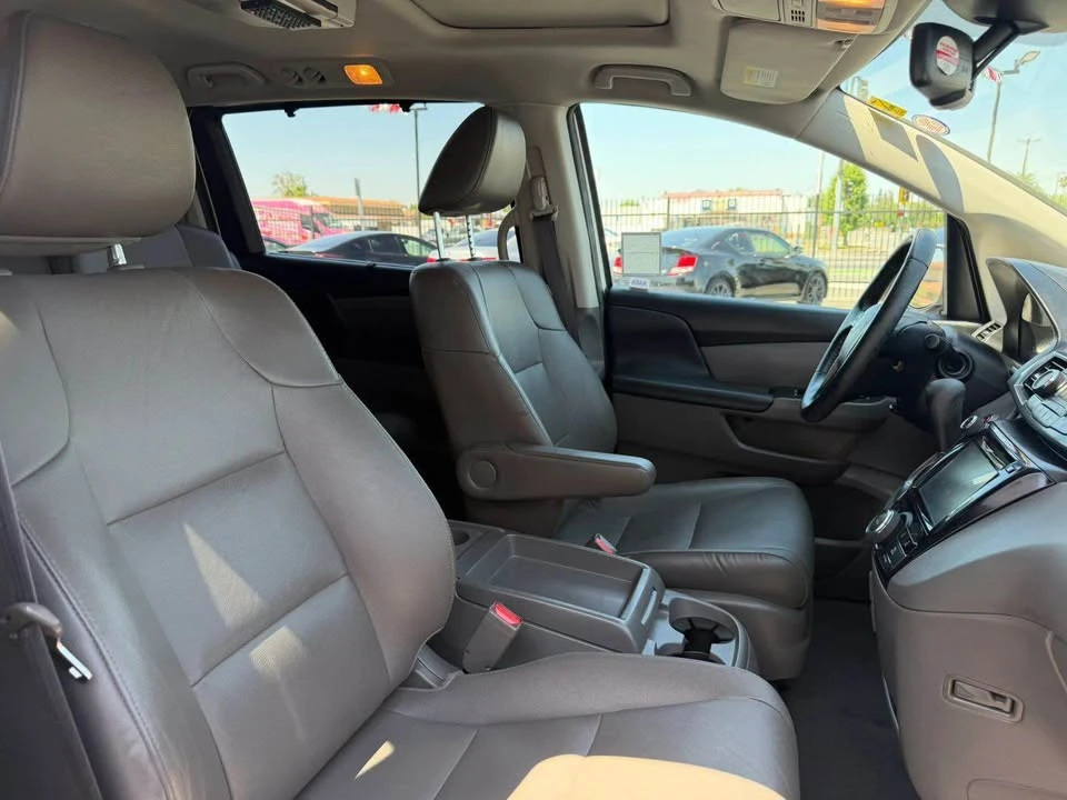 2016 Honda Odyssey - Image 14 of 18