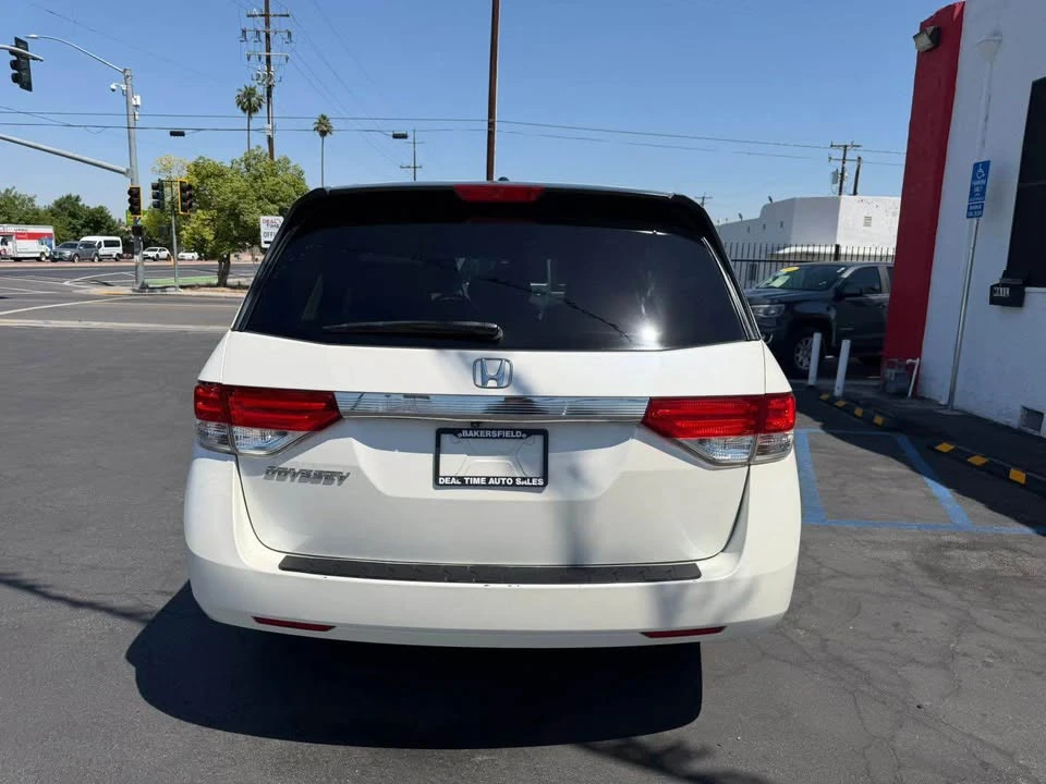 2016 Honda Odyssey - Image 3 of 18