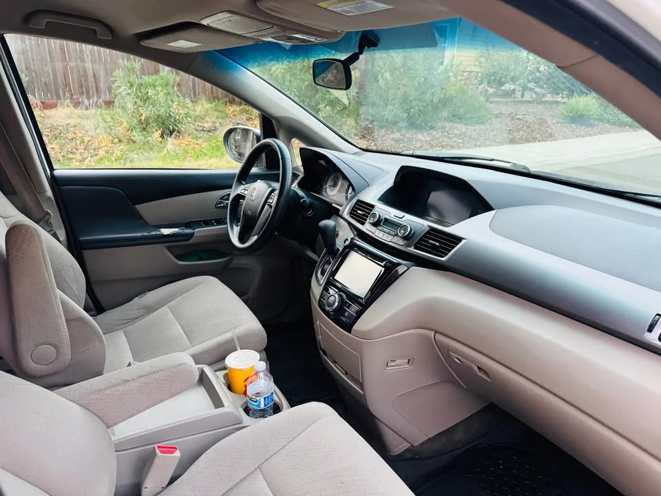 2016 Honda Odyssey - Image 13 of 14