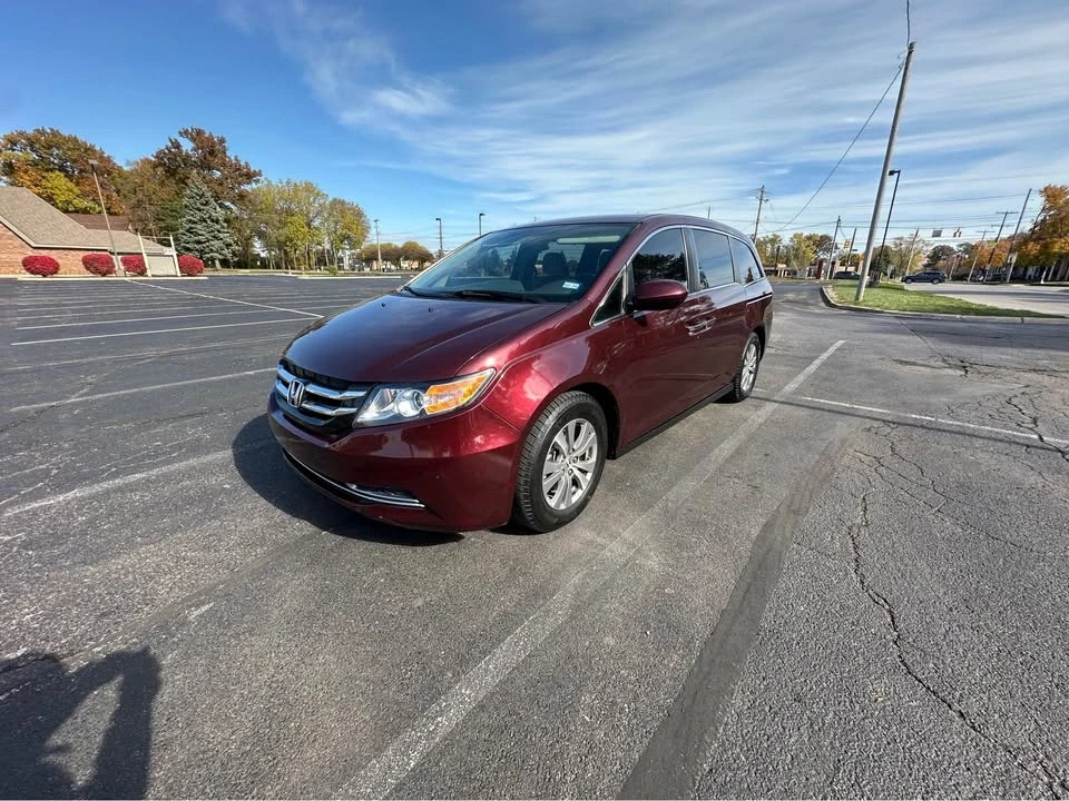 2016 Honda Odyssey - Image 2 of 16