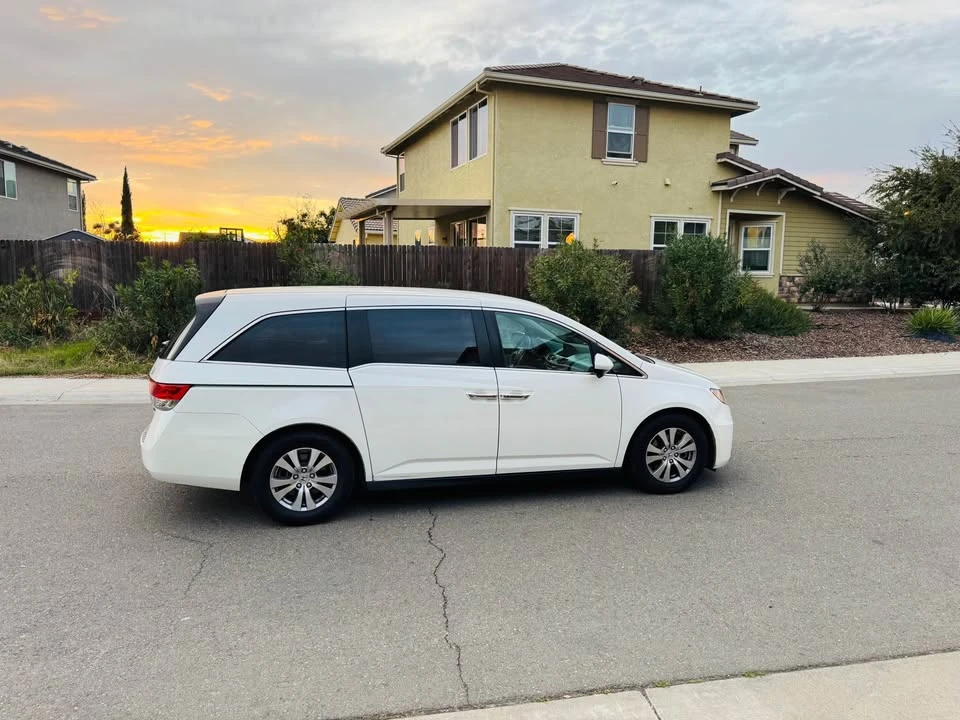 2016 Honda Odyssey - Image 7 of 15