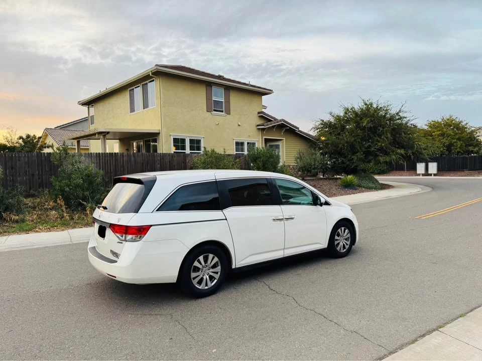2016 Honda Odyssey - Image 6 of 15