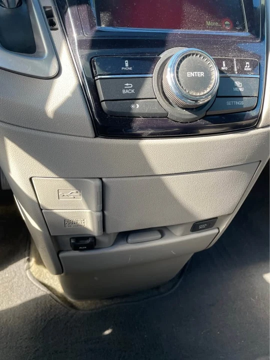 2016 Honda Odyssey - Image 14 of 15