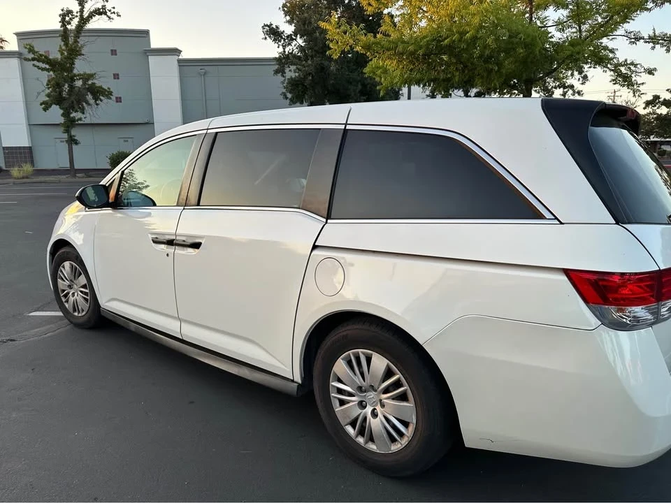2016 Honda Odyssey - Image 3 of 7