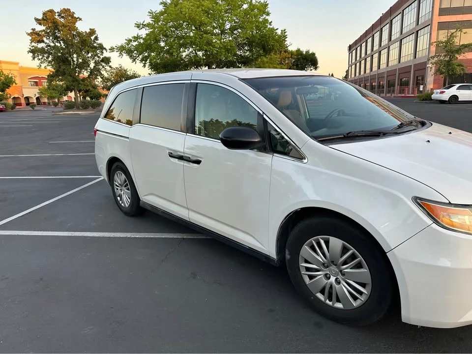 2016 Honda Odyssey - Image 5 of 7