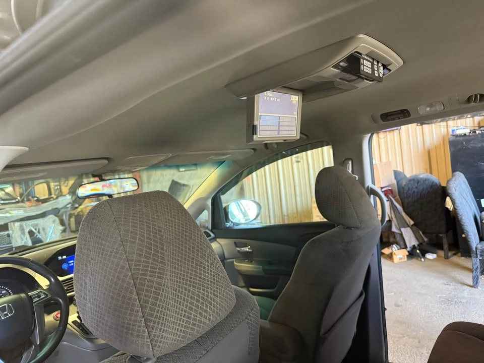 2016 Honda Odyssey - Image 14 of 16