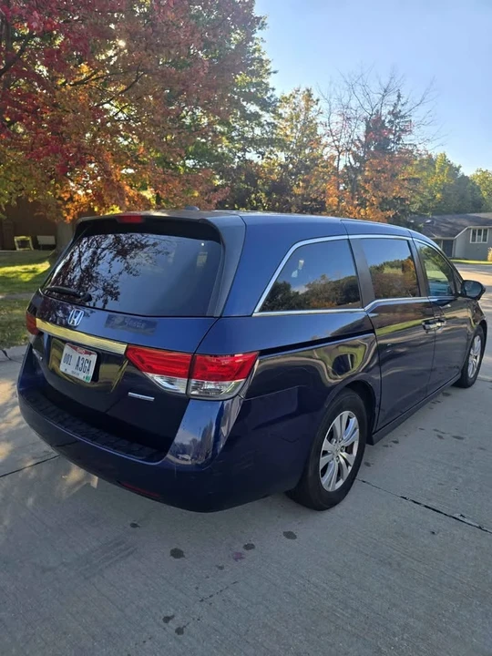 2016 Honda Odyssey - Image 3 of 4