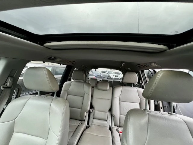 2016 Honda Odyssey - Image 10 of 16