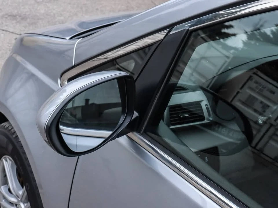 2016 Honda Odyssey - Image 10 of 20