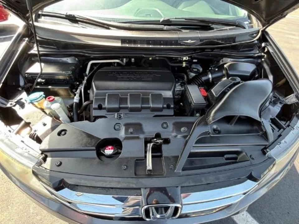 2016 Honda Odyssey - Image 15 of 16
