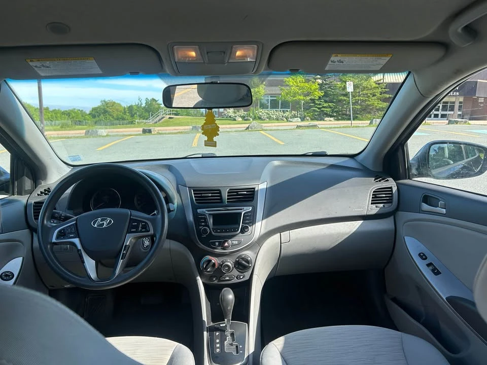 2016 Hyundai Accent - Image 6 of 7