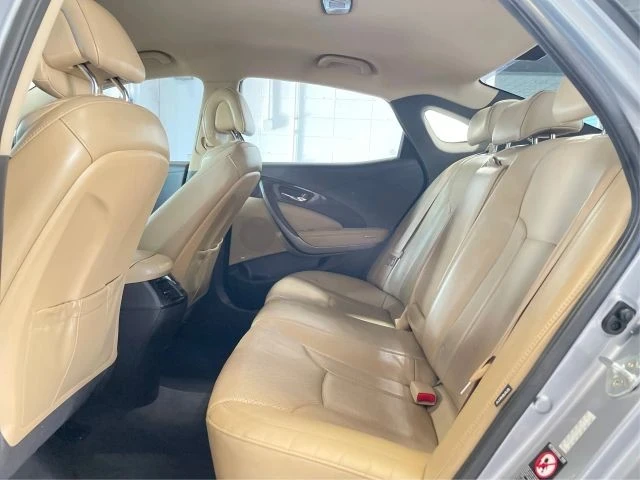 2016 Hyundai Azera - Image 10 of 12