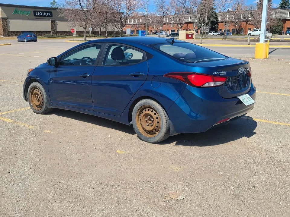 2016 Hyundai Elantra - Image 14 of 18