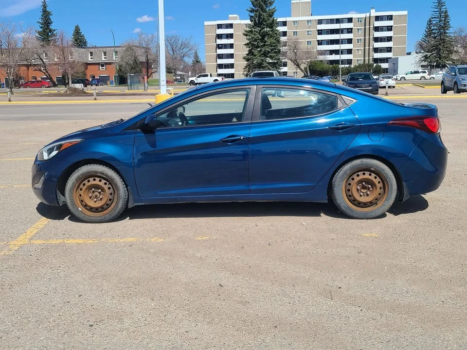 2016 Hyundai Elantra - Image 13 of 18