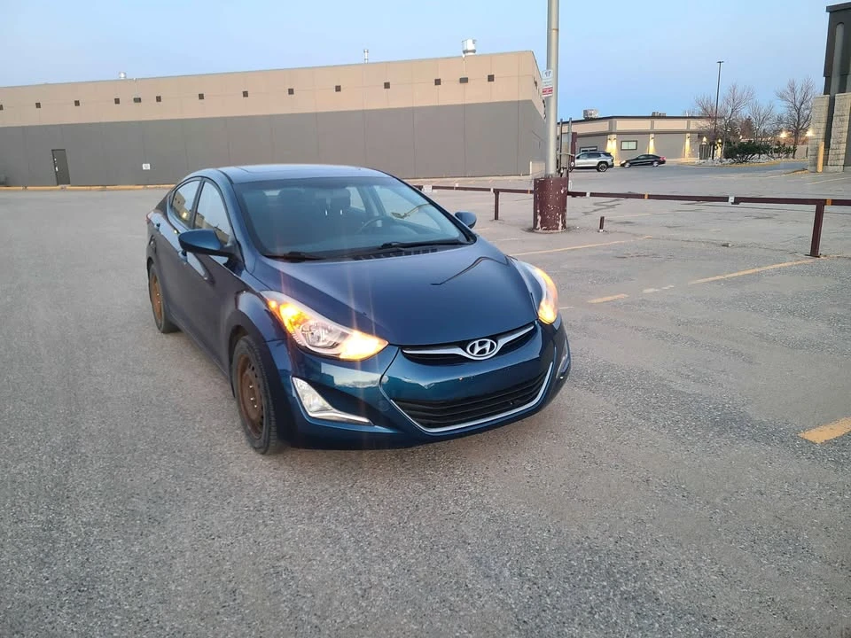 2016 Hyundai Elantra - Image 9 of 18
