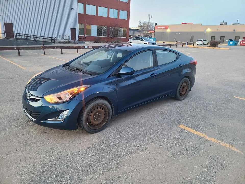 2016 Hyundai Elantra - Image 5 of 18