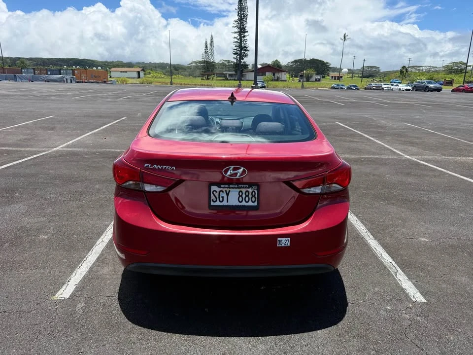 2016 Hyundai Elantra - Image 9 of 10