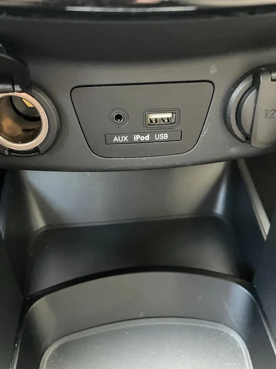 2016 Hyundai Elantra - Image 13 of 16