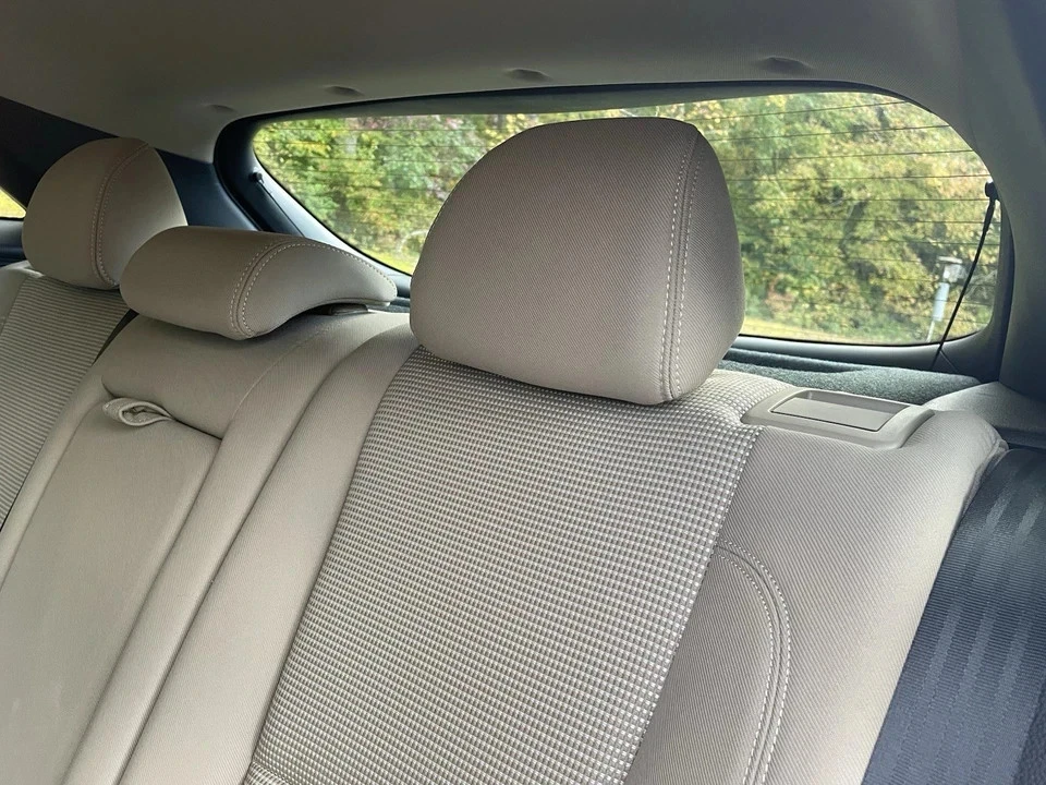 2016 Hyundai Elantra - Image 15 of 16