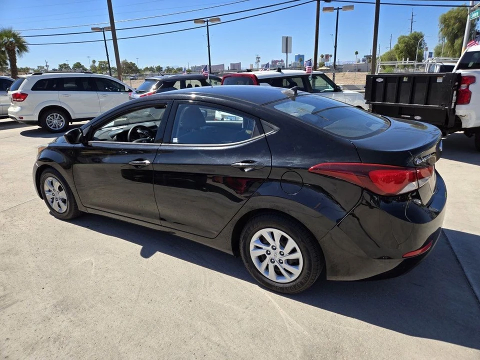 2016 Hyundai Elantra - Image 2 of 19