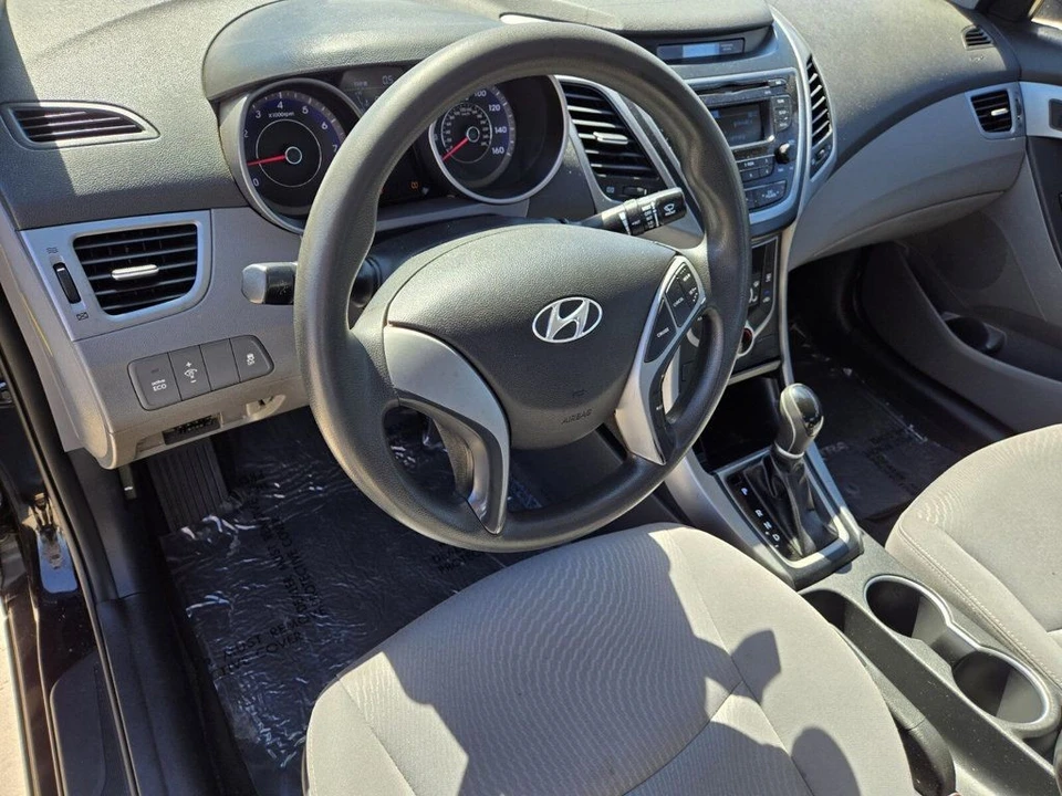 2016 Hyundai Elantra - Image 6 of 19