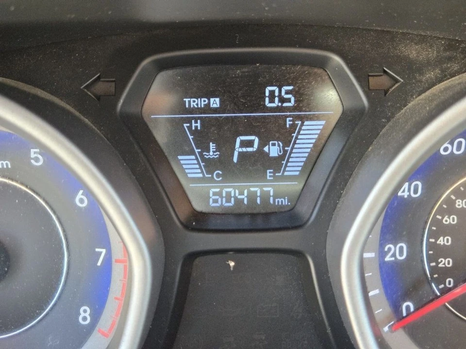 2016 Hyundai Elantra - Image 15 of 19