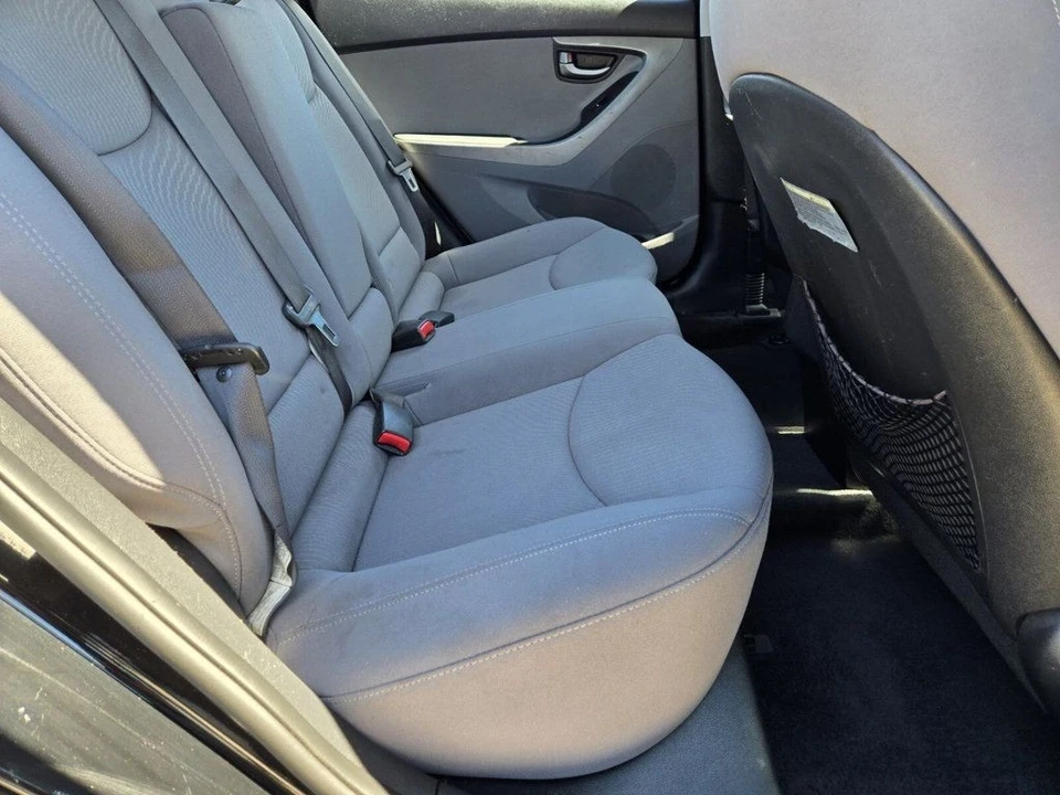 2016 Hyundai Elantra - Image 10 of 19