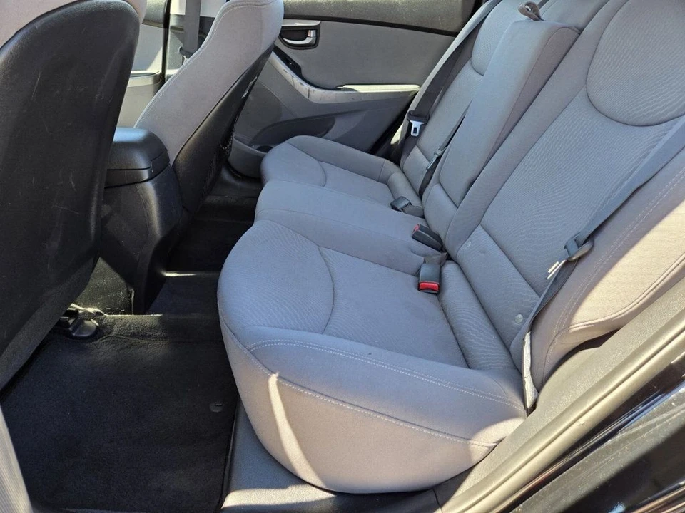 2016 Hyundai Elantra - Image 7 of 19