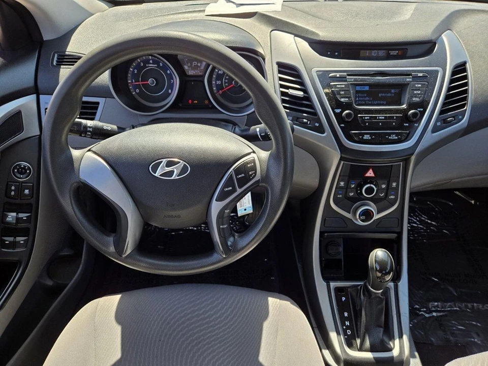 2016 Hyundai Elantra - Image 8 of 19