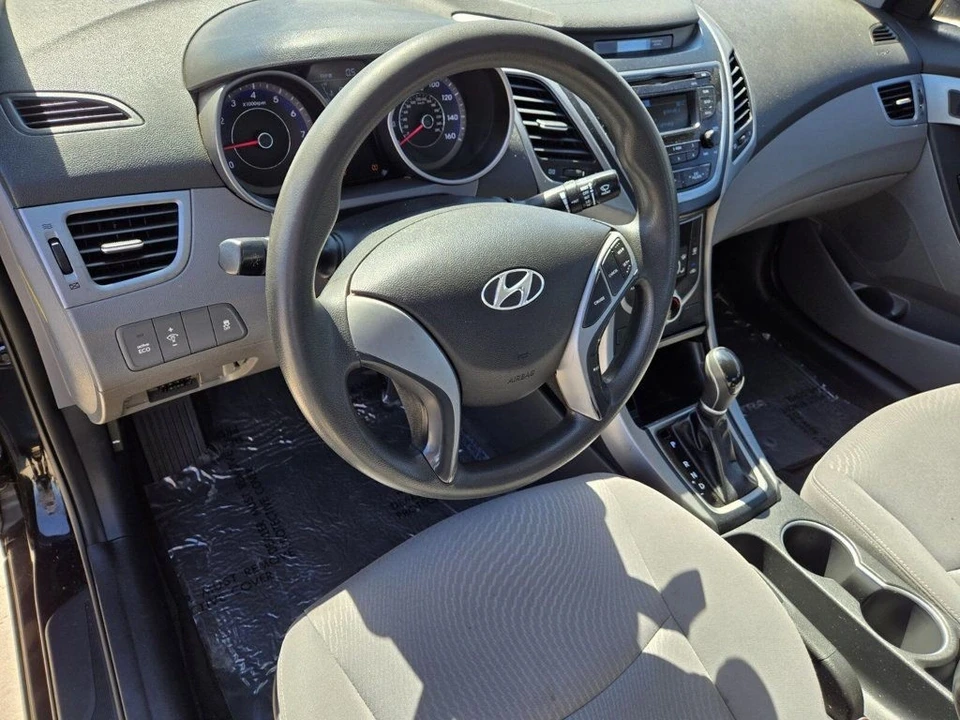 2016 Hyundai Elantra - Image 6 of 19