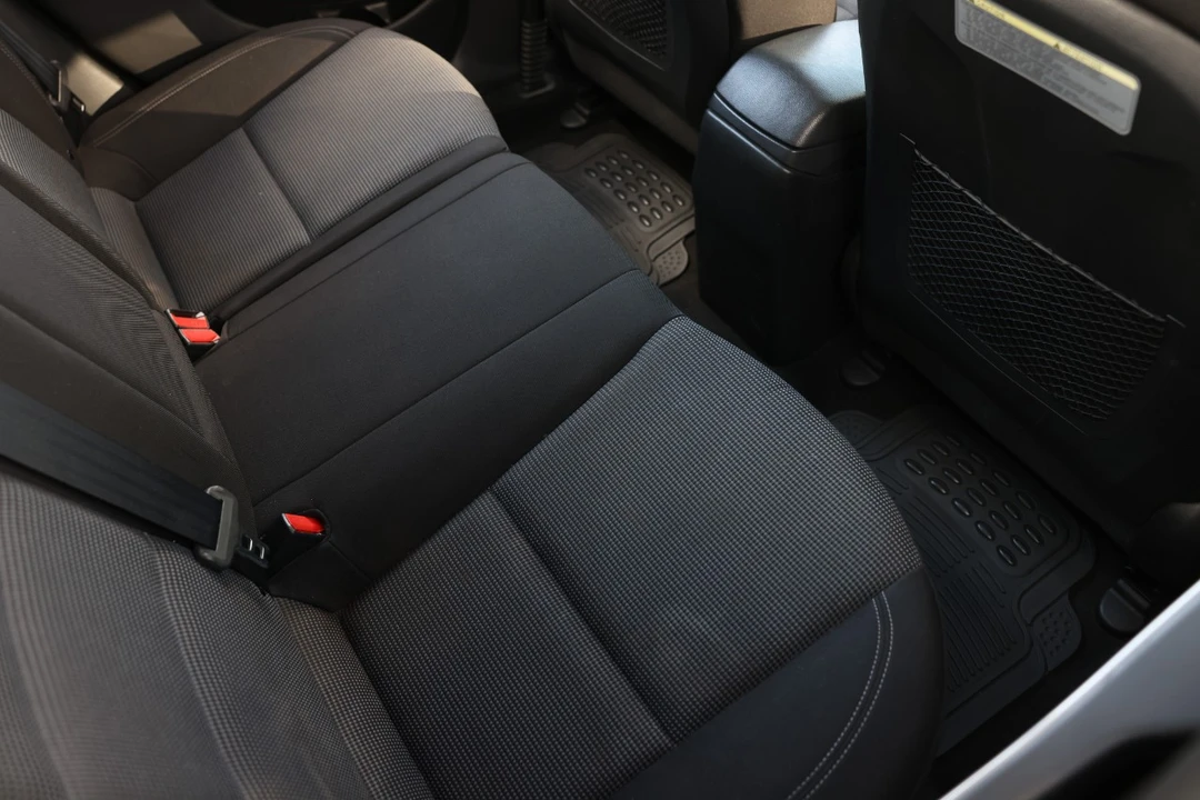 2016 Hyundai Elantra - Image 12 of 12