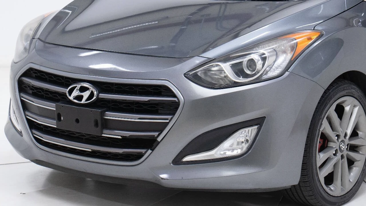 2016 Hyundai Elantra - Image 12 of 12