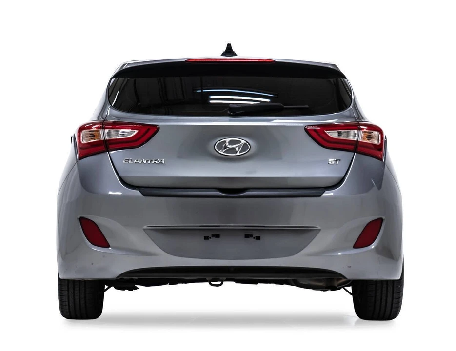 2016 Hyundai Elantra - Image 8 of 12