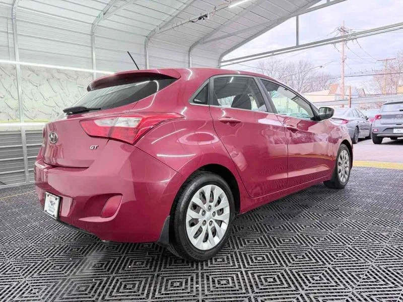 2016 Hyundai Elantra - Image 7 of 12