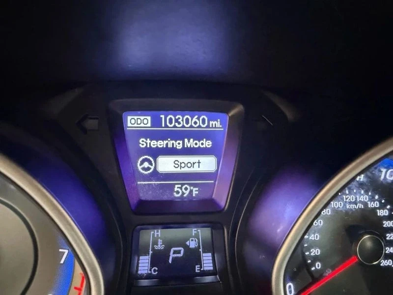 2016 Hyundai Elantra - Image 11 of 12
