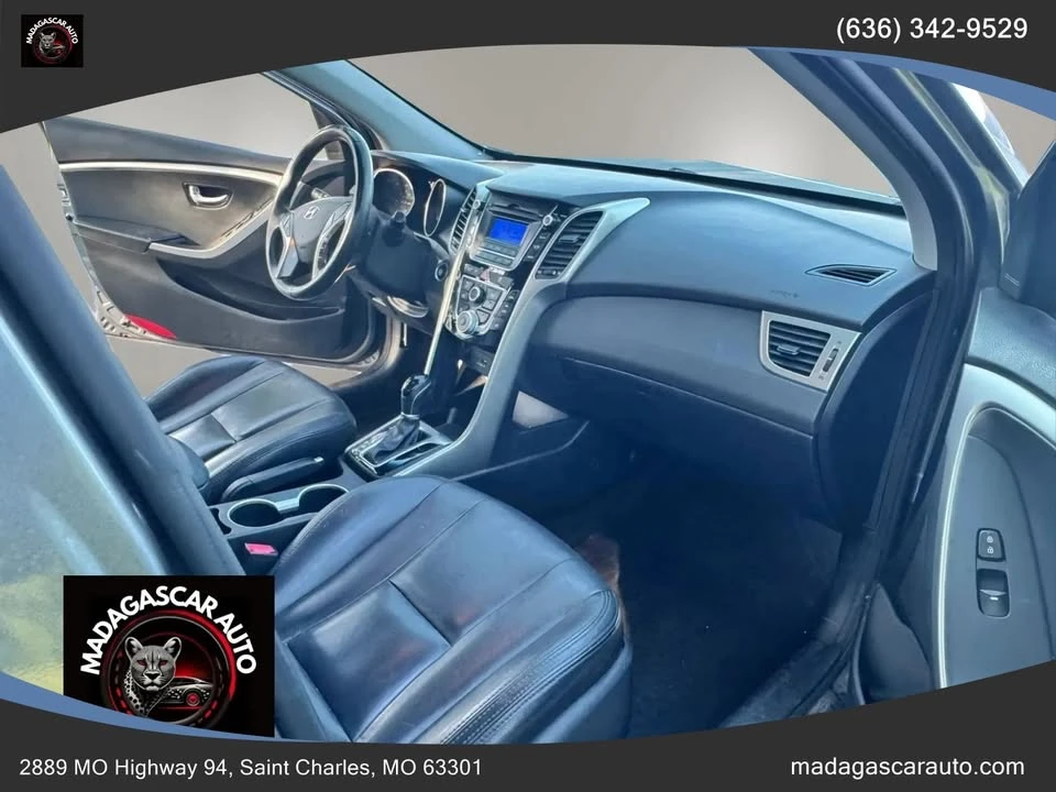 2016 Hyundai Elantra - Image 19 of 20