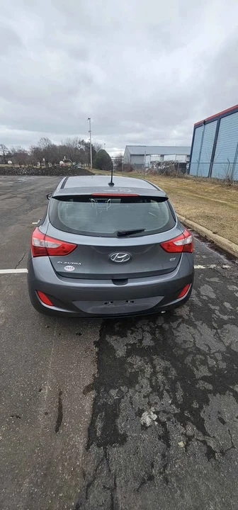 2016 Hyundai Elantra - Image 7 of 16