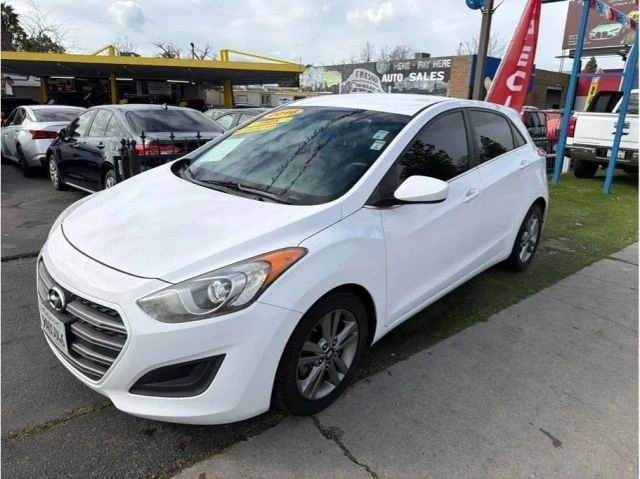 2016 Hyundai Elantra - Image 2 of 9