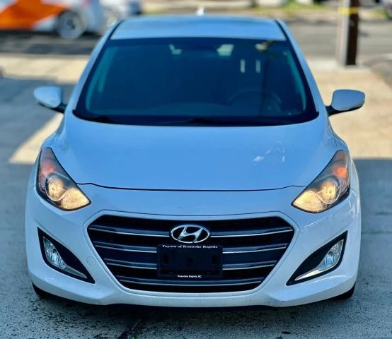2016 Hyundai Elantra - Image 3 of 31