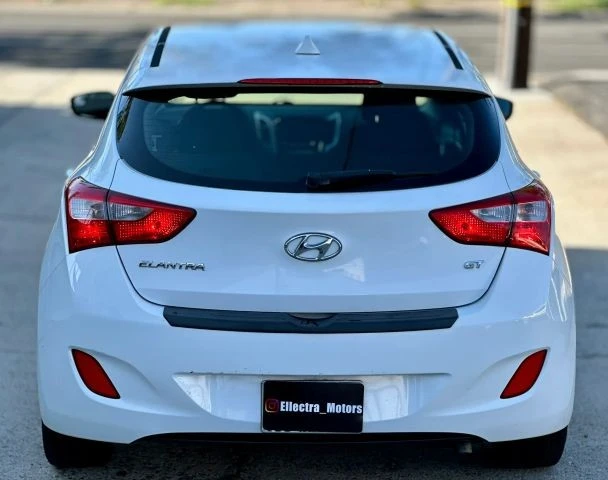 2016 Hyundai Elantra - Image 6 of 31