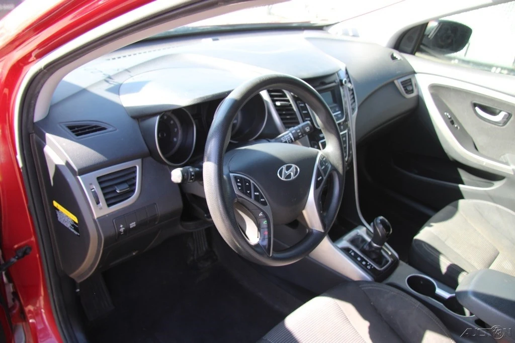 2016 Hyundai Elantra - Image 15 of 21