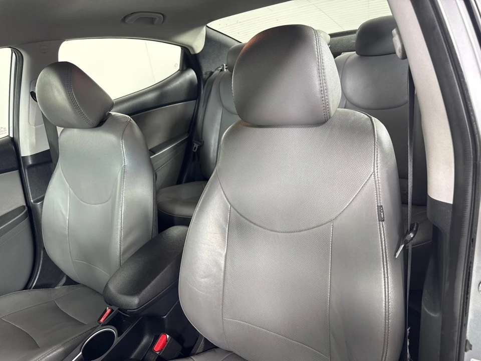 2016 Hyundai Elantra - Image 12 of 12