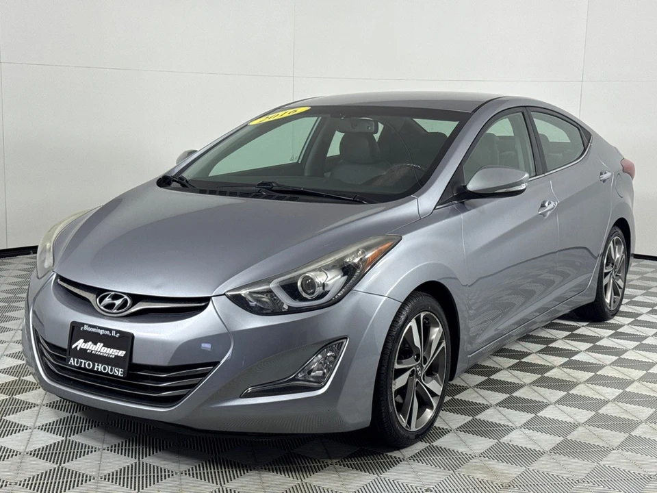 2016 Hyundai Elantra - Image 10 of 12