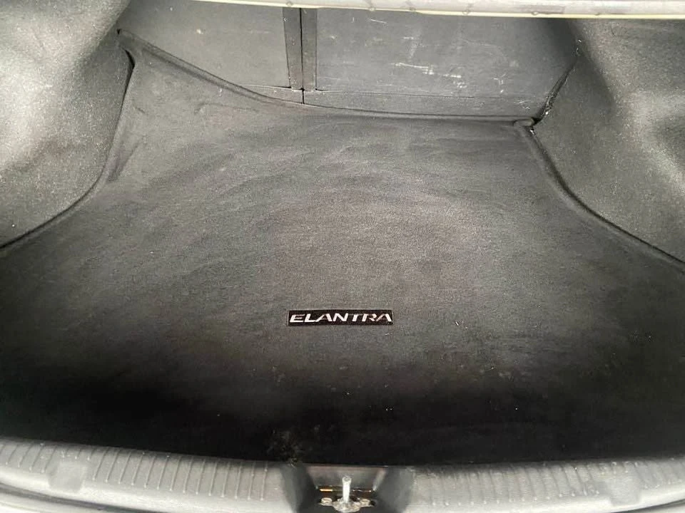2016 Hyundai Elantra - Image 11 of 11