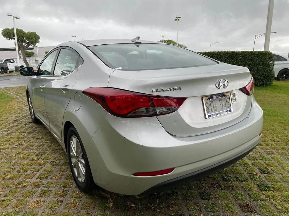 2016 Hyundai Elantra - Image 5 of 11