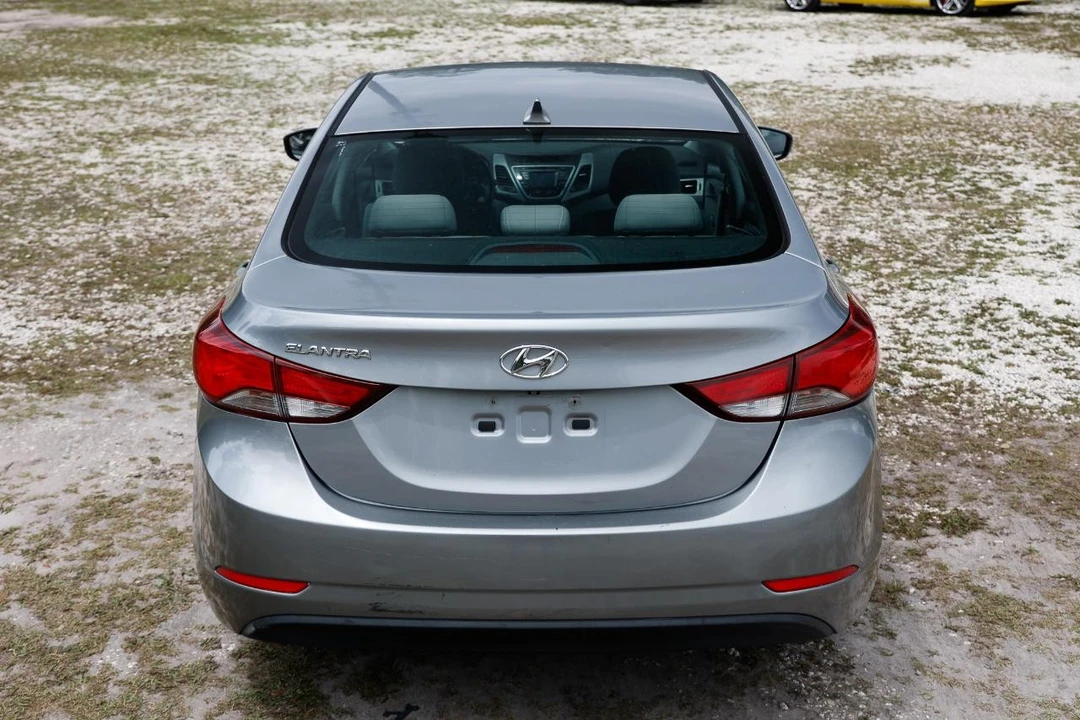 2016 Hyundai Elantra - Image 9 of 21