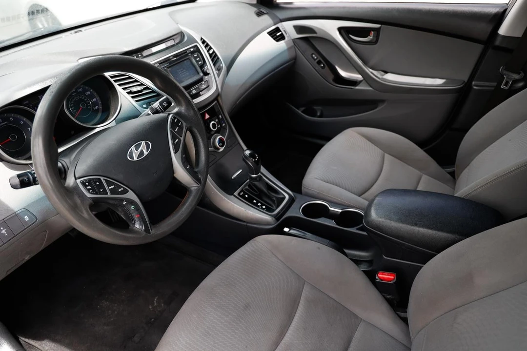 2016 Hyundai Elantra - Image 4 of 21